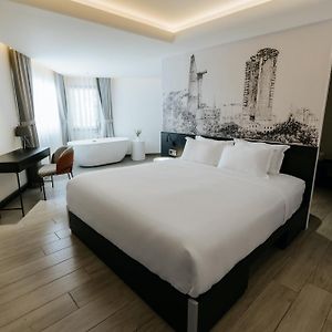 The Concept Hotel- City Center